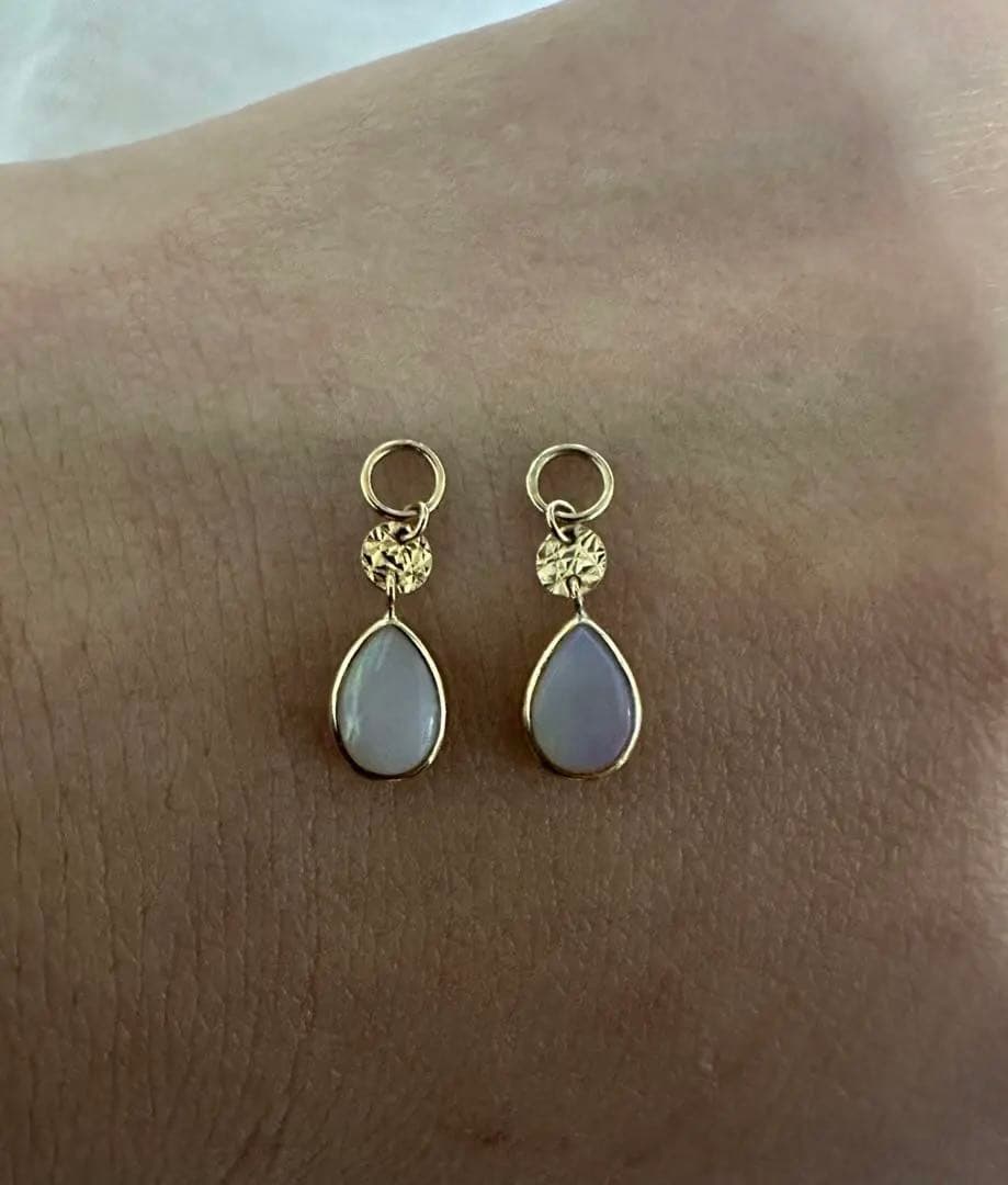 agete アガット　K10オパールピアスチャーム　イヤリングチャーム　箱付き