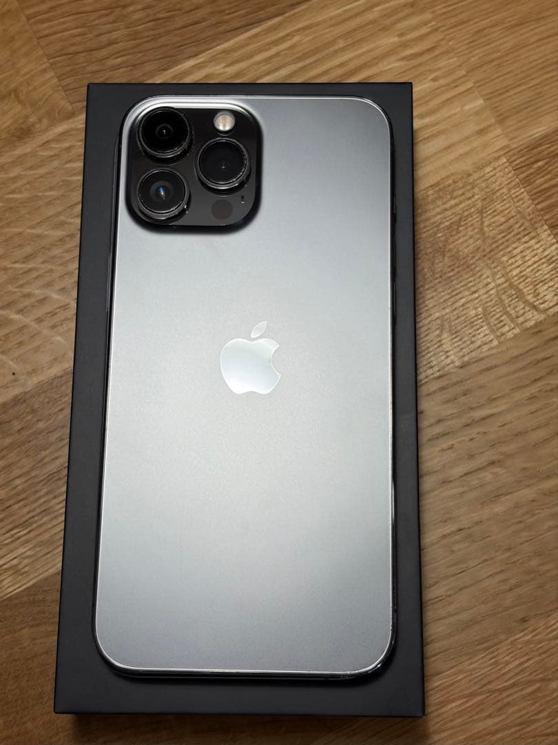 iPhone 13 Pro Max 256GB シルバー SIMフリー