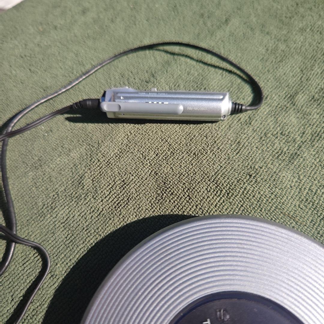 Sony ポータブルCD　TV AM FMラジオ プレーヤー D-FJ787