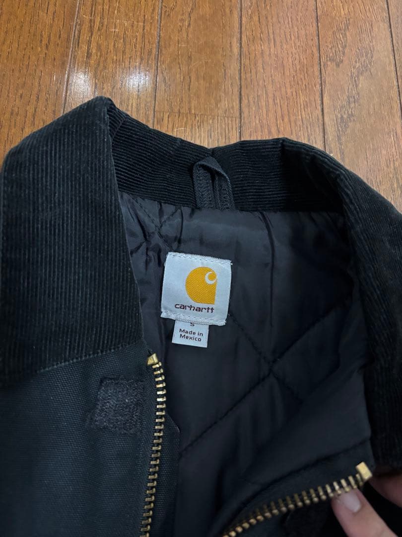 カーハート　トラディショナル　ダック地