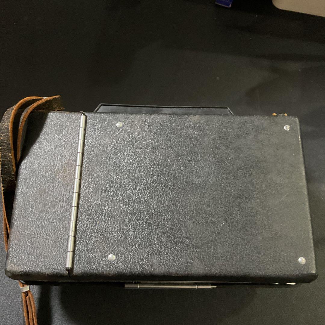 E570-① Polaroid Land Camera Model 180