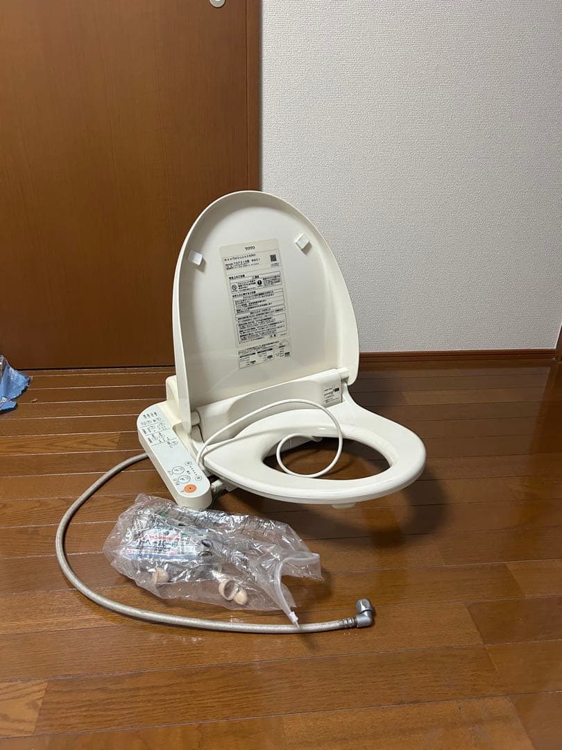 TOTO TCF316型 温水洗浄便座 ホワイト