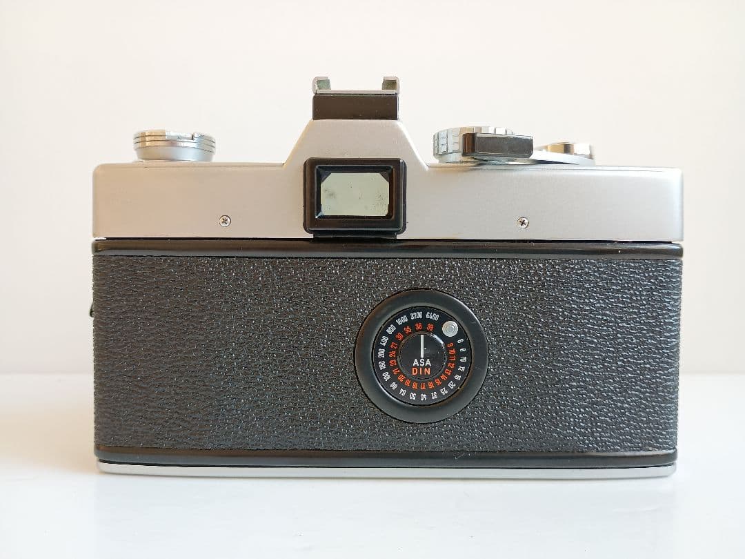 【匿名配送】ミノルタ SR-T 101 一眼レフ フィルムカメラ 露出計OK