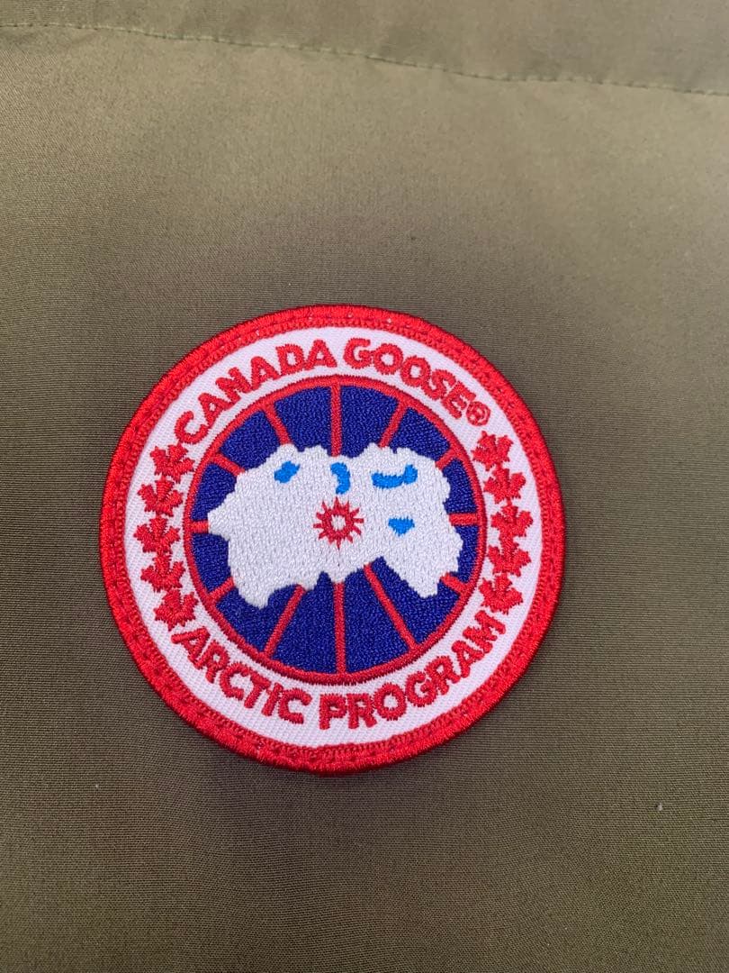 新品未使用 カナダグース ダウンベスト フリースタイル ミリタリーグリーンXL