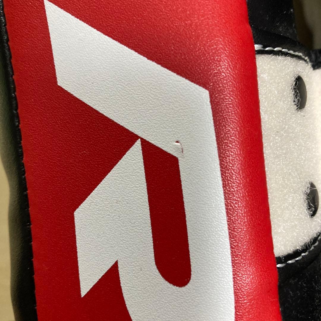 RDX パンチングミット 黒/赤　2個(中古)