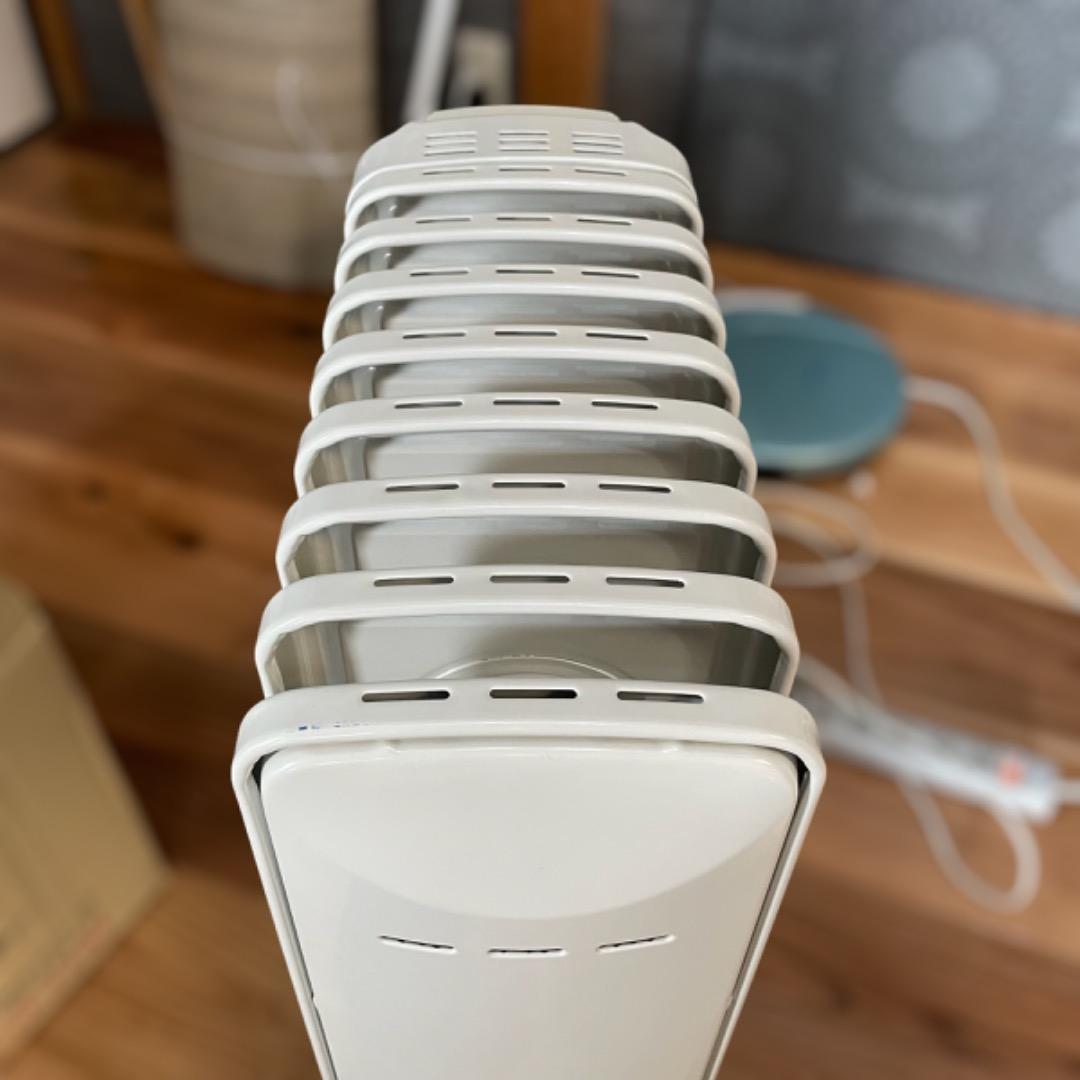 デロンギ オイルヒーター RADIA  R730812TF 現状品!!