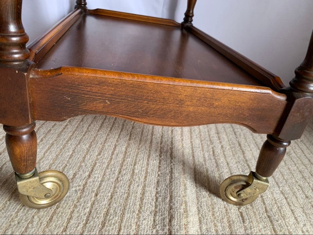 カリモク　木製キャスターテーブル