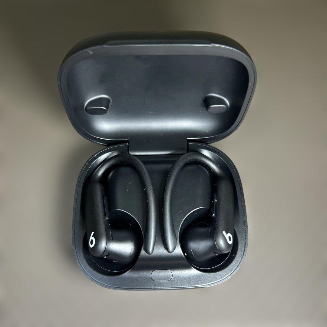 イヤホン Powerbeats Pro2 Black