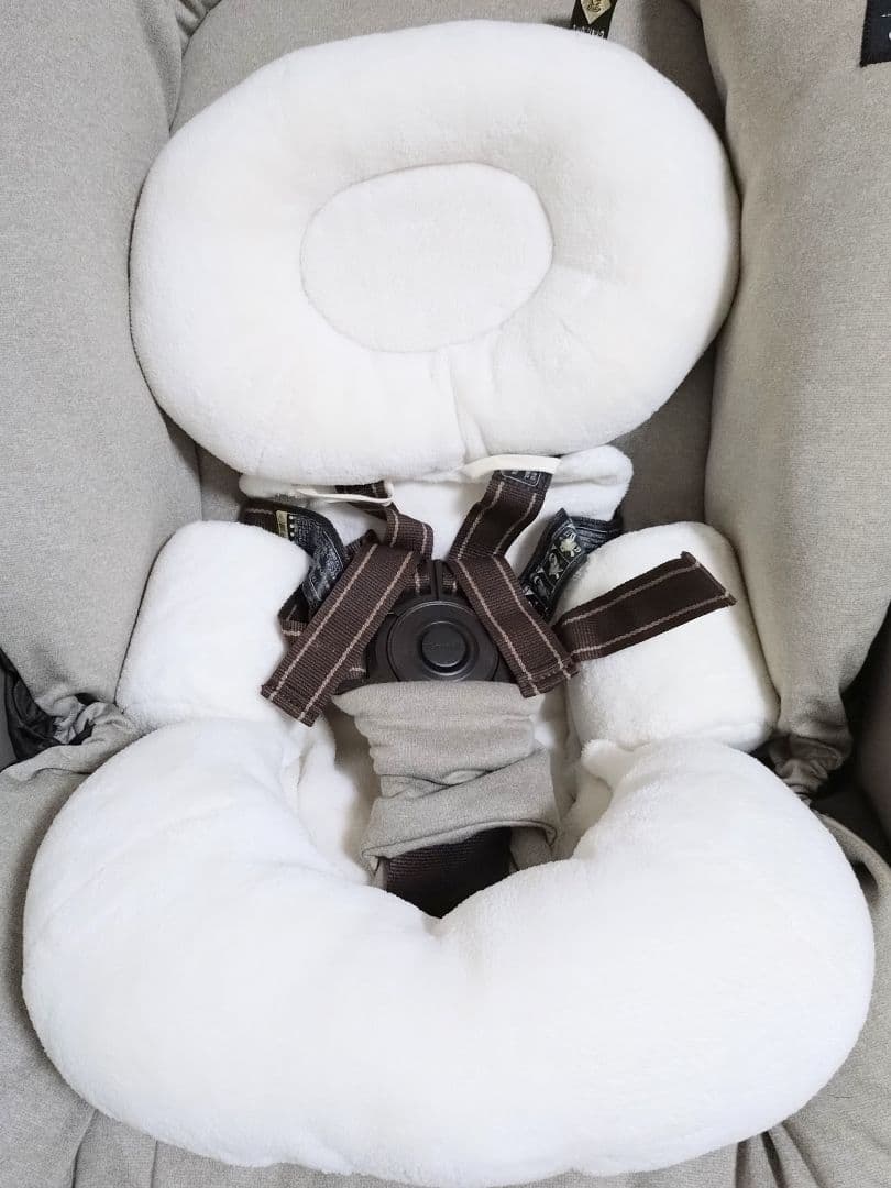 なっつ　 Combi ネムリラ　AT BEDI エッグショック