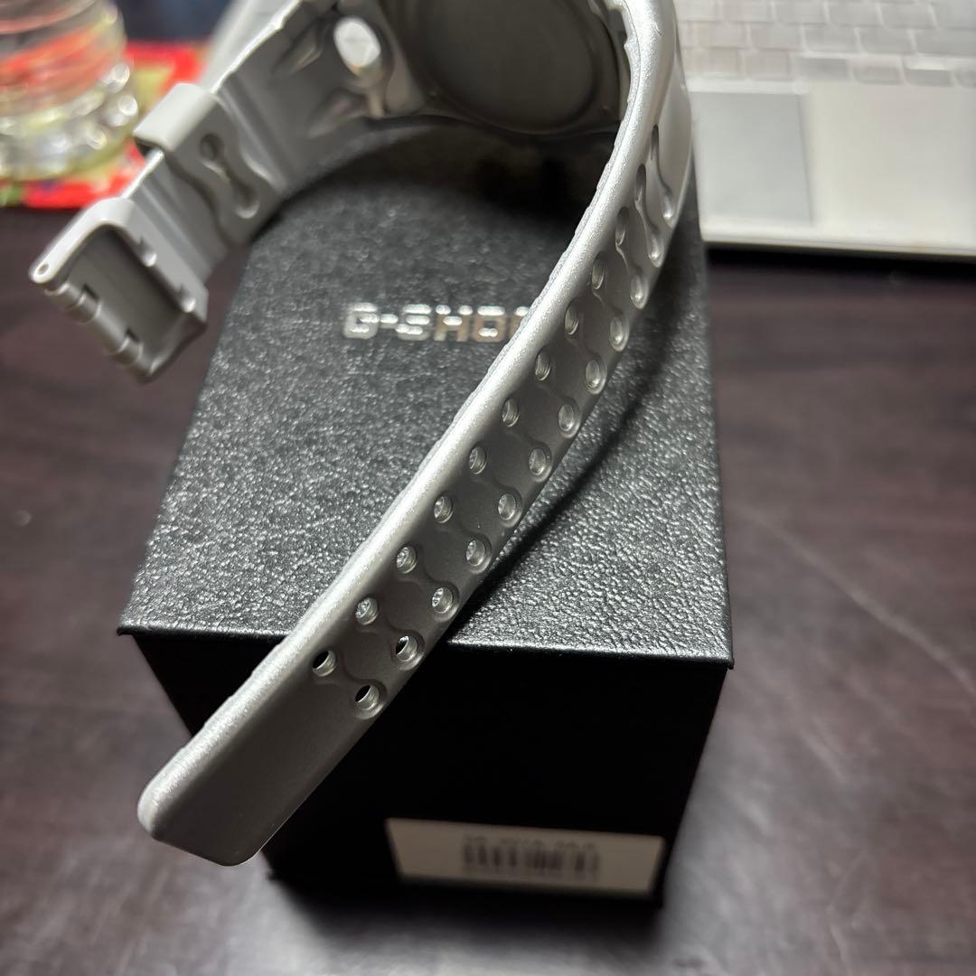 G-SHOCK GA-100 シルバー 腕時計