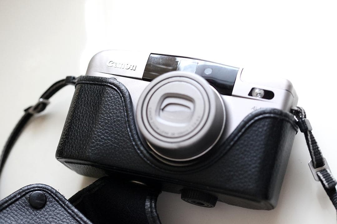 Canon Autoboy S II フィルムカメラ　Q765