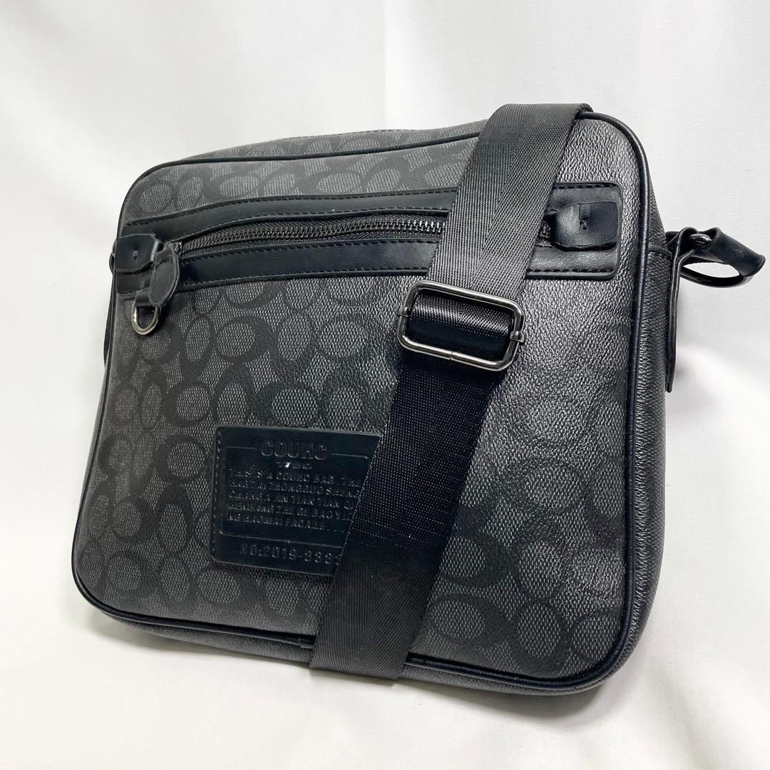 コーチ シグネチャー ショルダーバッグ ロゴ 大容量 多機能 PVC 斜めがけ