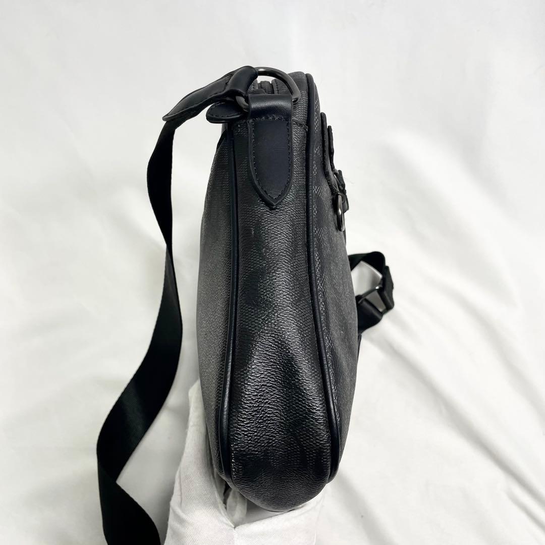 コーチ シグネチャー ショルダーバッグ ロゴ 大容量 多機能 PVC 斜めがけ