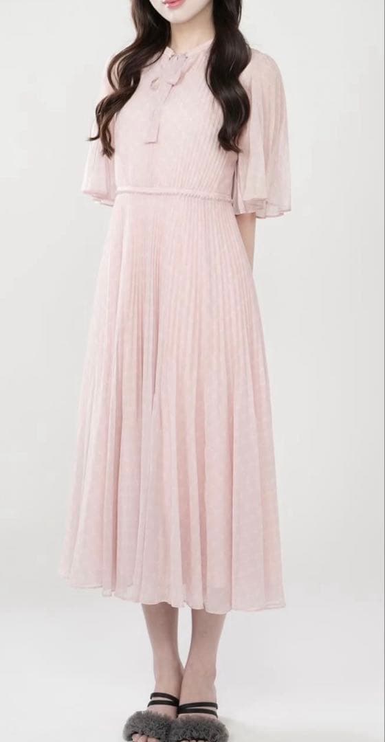 パ*ダ様 CELFORD セルフォード ピンクプリーツロングワンピース　橋本環奈