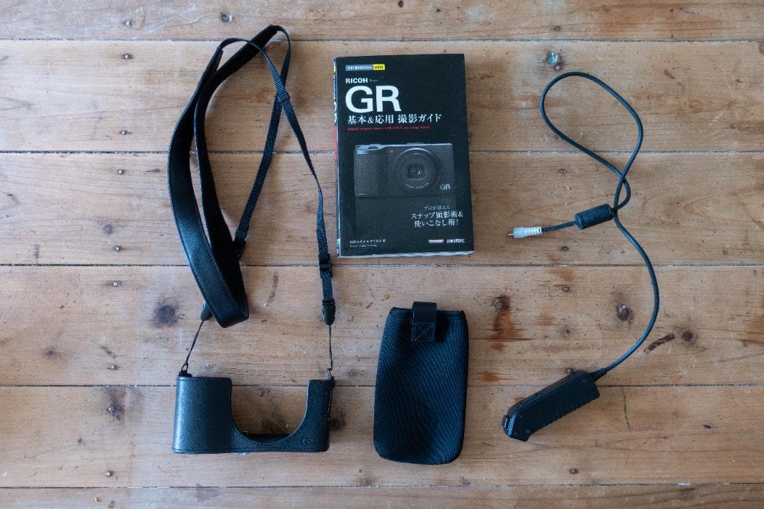 【良品】 リコー GR APS-C 初代 (2013モデル) おまけ多数 修理済