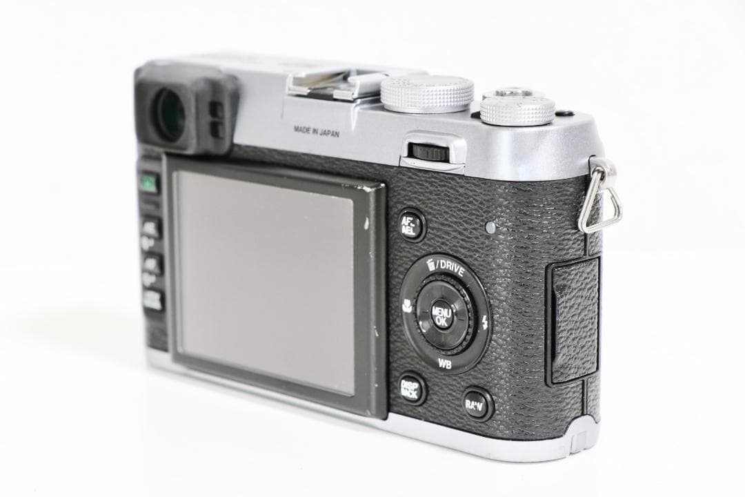 ■ 美品 ■ フジフィルム FUJIFILM FinePix X100 初代