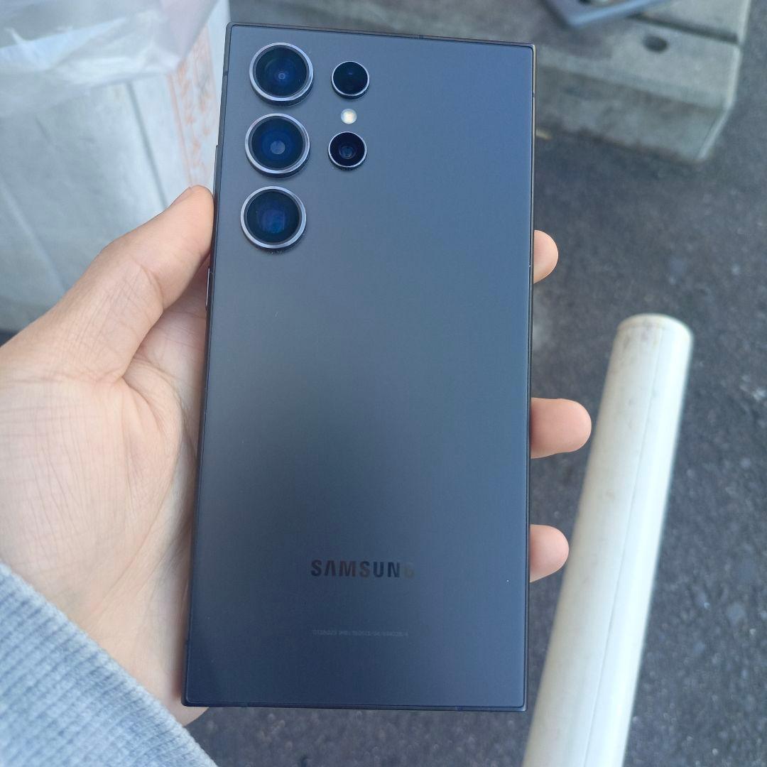 Samsung Galaxy S24 Ultra グレー 本体