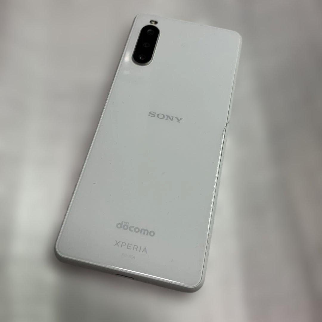 スマートフォン本体 SONY Xperia SO-41A white