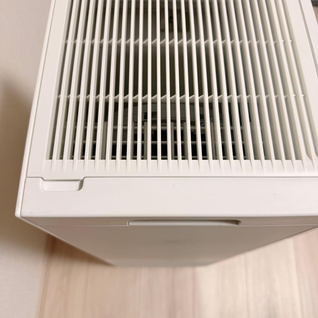 美品　ダイキン DAIKIN 加湿ストリーマ空気清浄機 MCK50Y-W