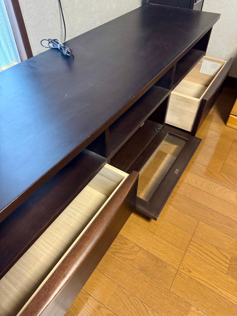 テレビボード　アンティーク　木製　高さ185幅200奥行45