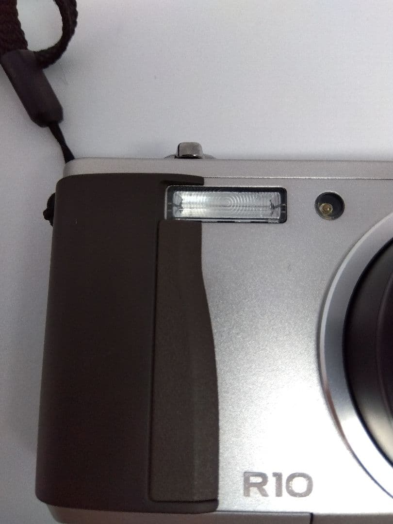 デジタルカメラ RICHO R10