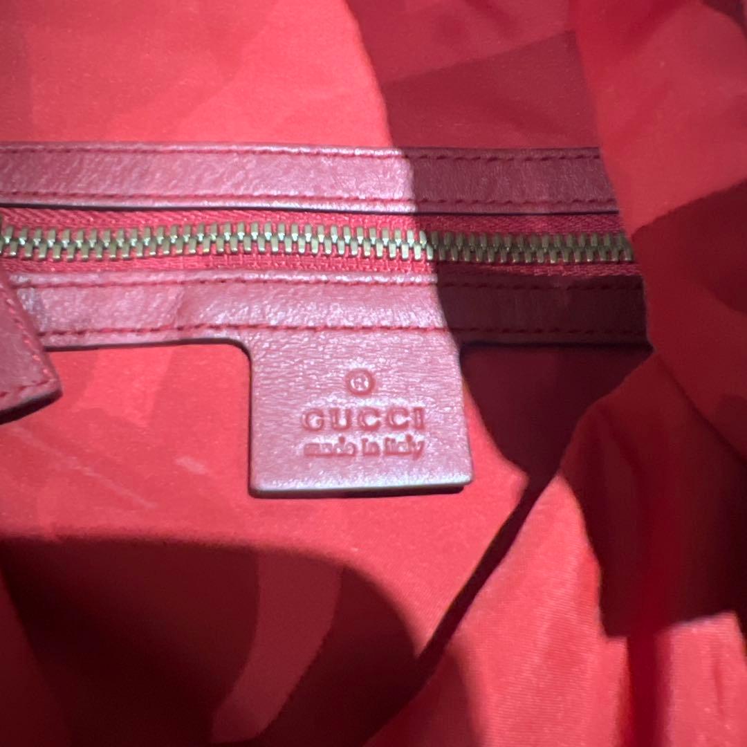 GUCCI グッチ　赤　ドローストリングバックパック　ナップサック　男女兼用