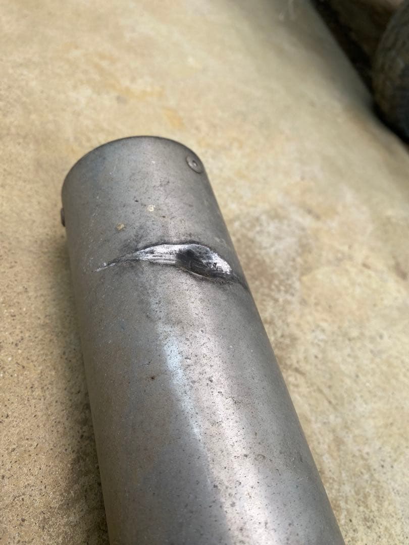 RPMマフラー　ステッカーなし　ガリ傷あり