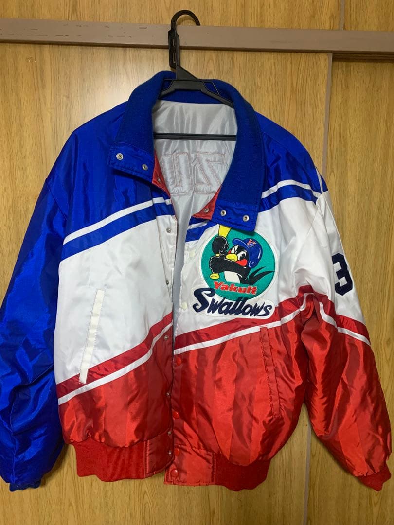 ヤクルトスワローズ　グランドコート