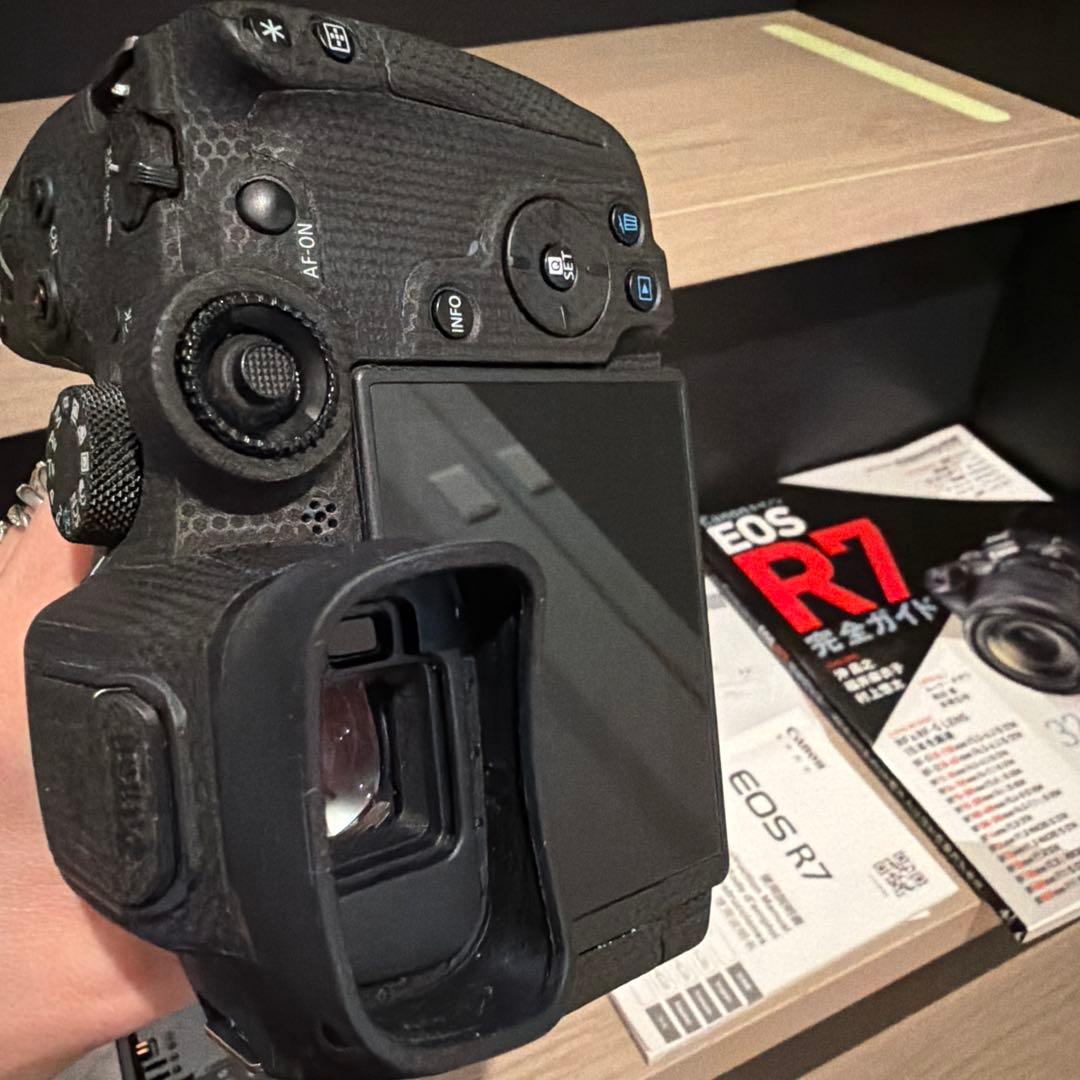デジタルカメラ Canon EOS R7