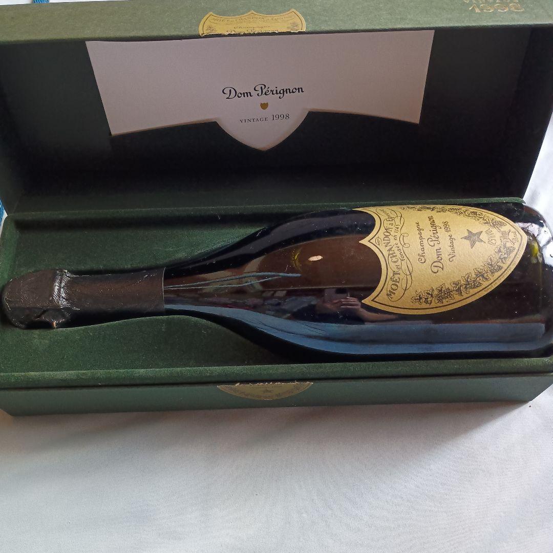 Moët & ChandonChampagne DomPérignon 1998