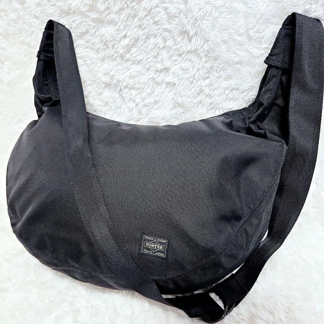 PORTER ポーター ハーフムーン ナイロン ショルダーバッグ 黒