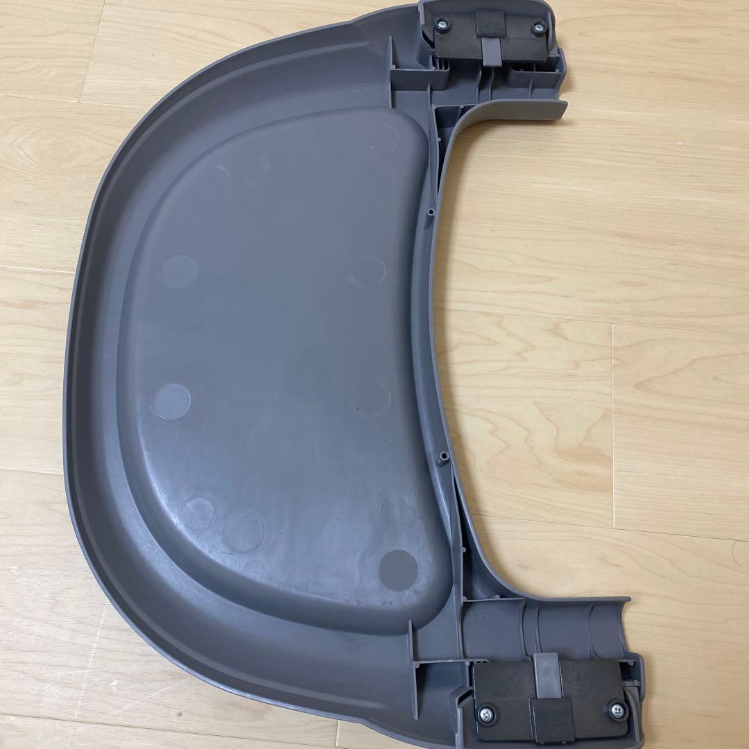 Roseさんご購入　Combi「ネムリラ」電動　ベビーチェア　テーブル付