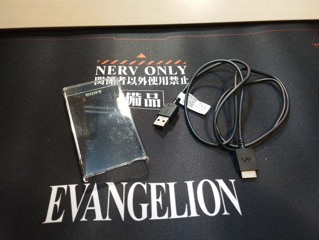 ウォークマン　ソードアート・オンライン 　アスナコラボモデル