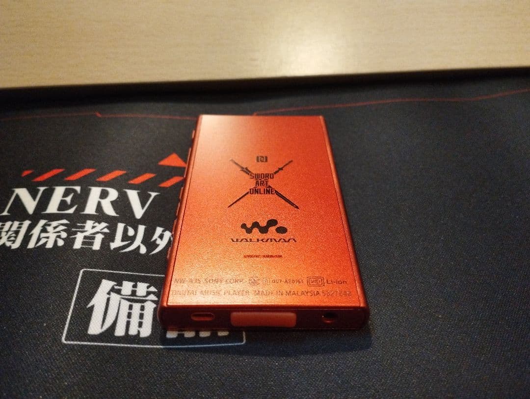 ウォークマン　ソードアート・オンライン 　アスナコラボモデル