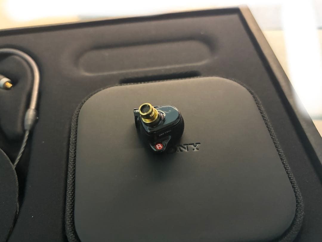 sony IER-m7 モニターイヤホン