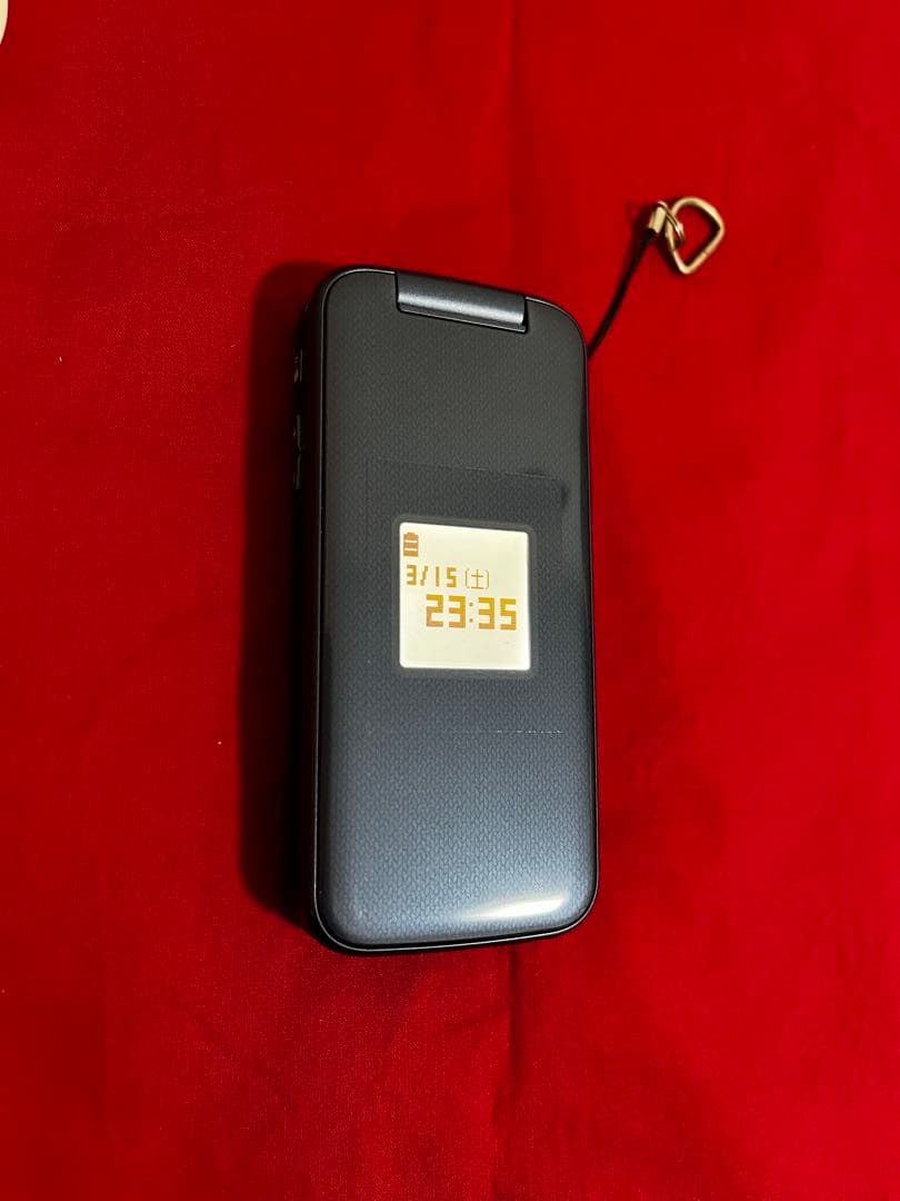 docomo 折りたたみ式携帯電話 ネイビー