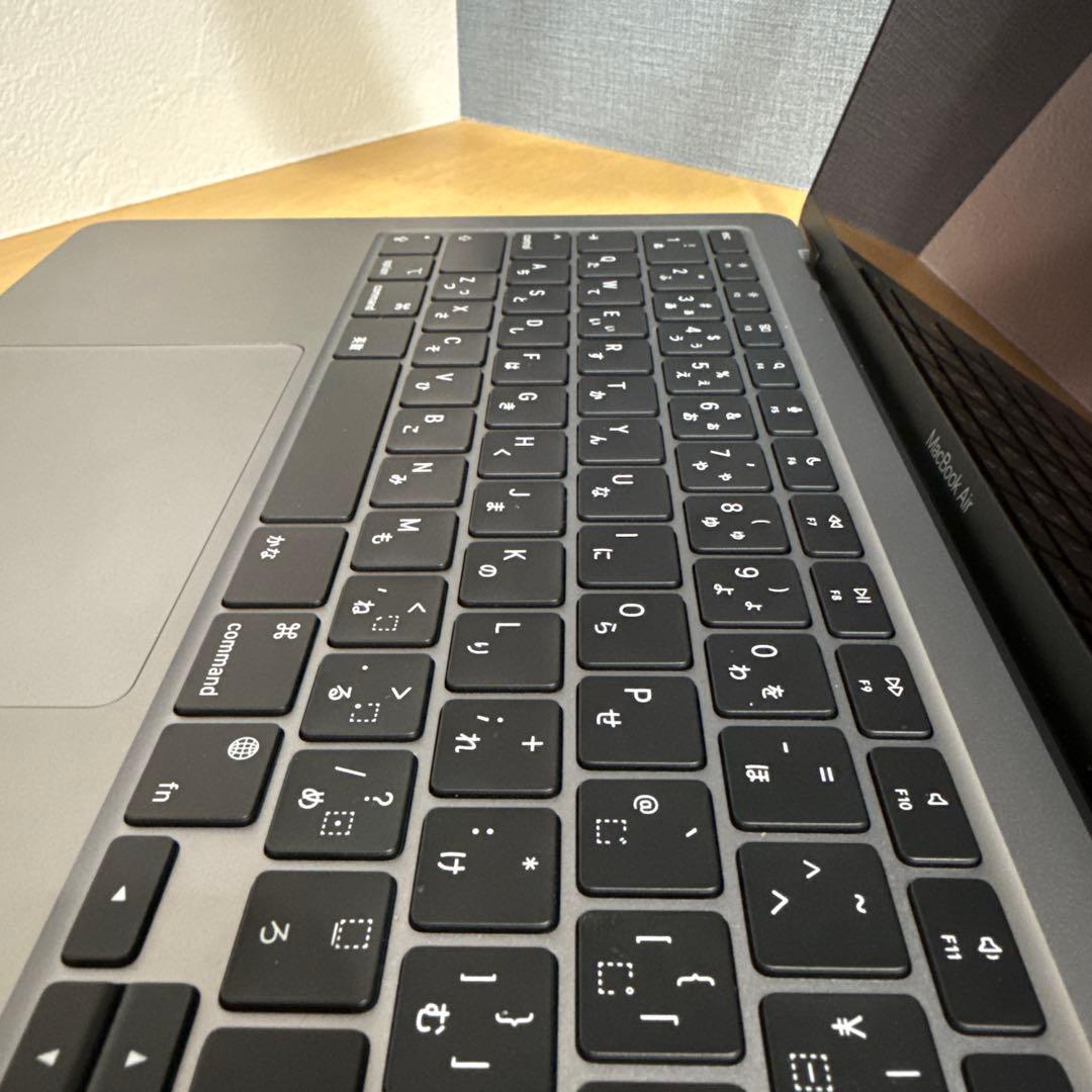 MacBook本体 Apple MacBookAir 2020 / M1 / 8GB / 256GB