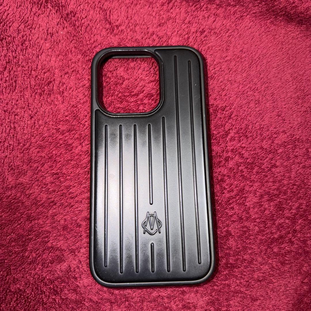 RIMOWA ブラック iPhone用ケース 15pro