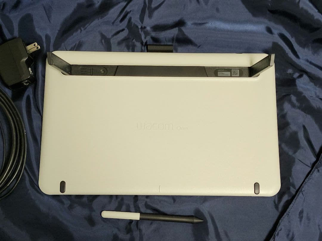 Wacom One 液晶ペンタブレット 13