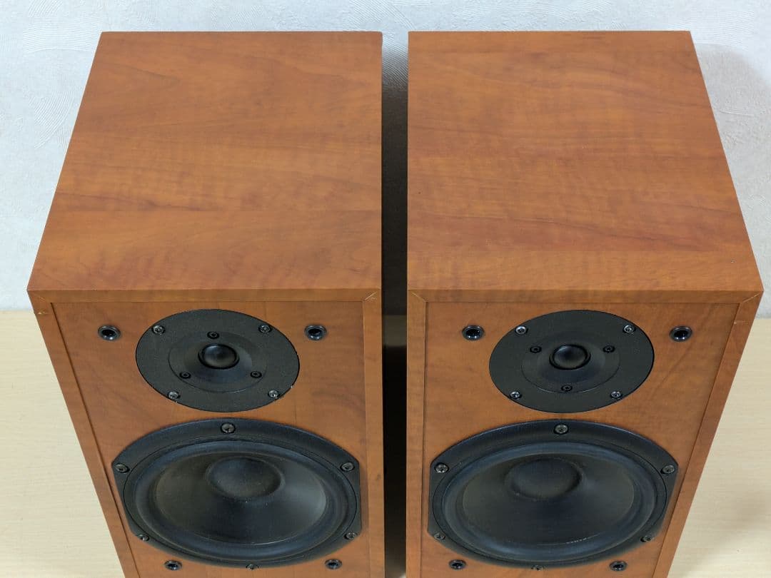 最終値下げ　スウェーデン製 【 QLN 601 】ブックシェルフスピーカー