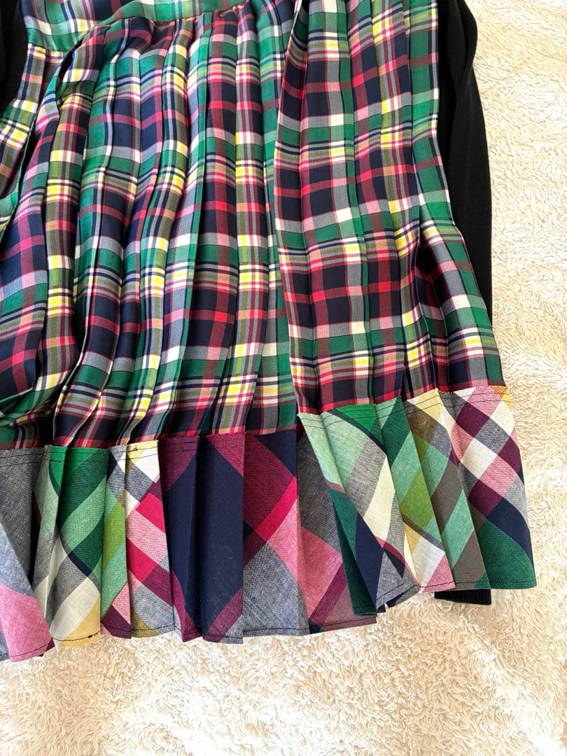 sacai＊ドッキングプリーツカーディガン