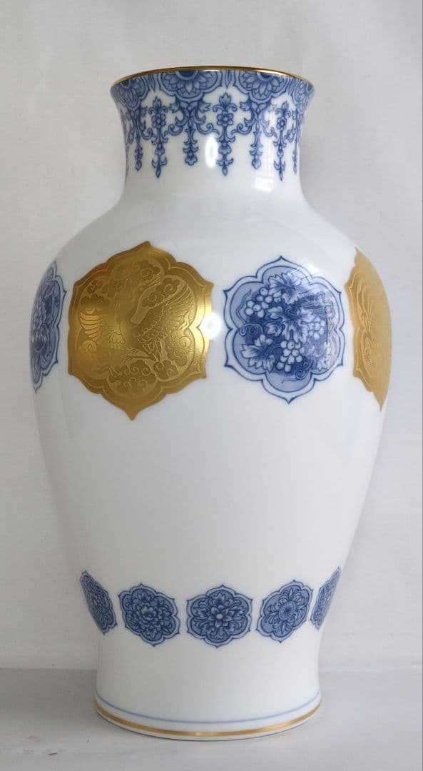 【未使用保管品】大倉陶園 OKURA 金蝕呉須 鶴鯉紋 花瓶 花生　28cm