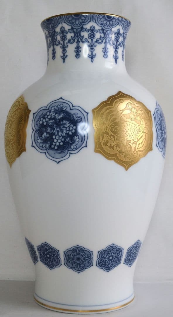 【未使用保管品】大倉陶園 OKURA 金蝕呉須 鶴鯉紋 花瓶 花生　28cm