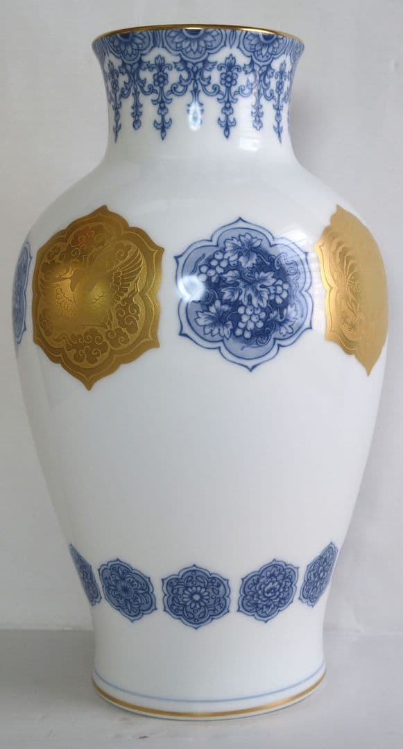 【未使用保管品】大倉陶園 OKURA 金蝕呉須 鶴鯉紋 花瓶 花生　28cm