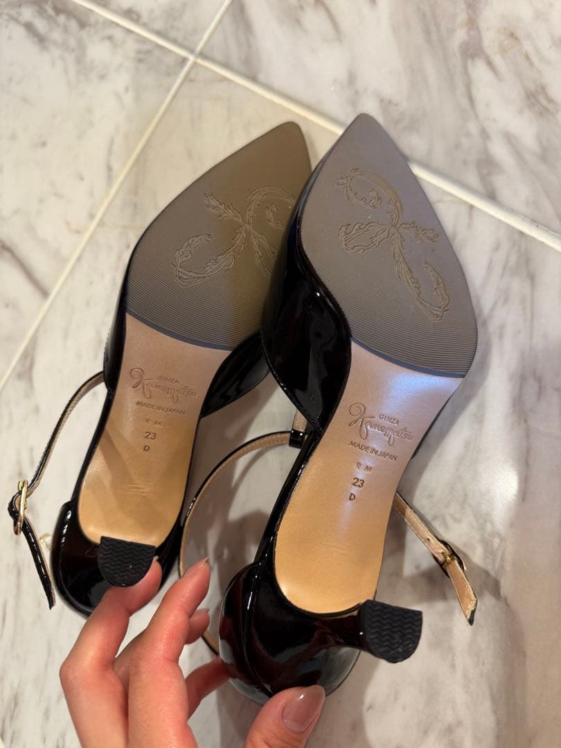 【銀座かねまつ】ブラック ポインテッドトゥ ミュール