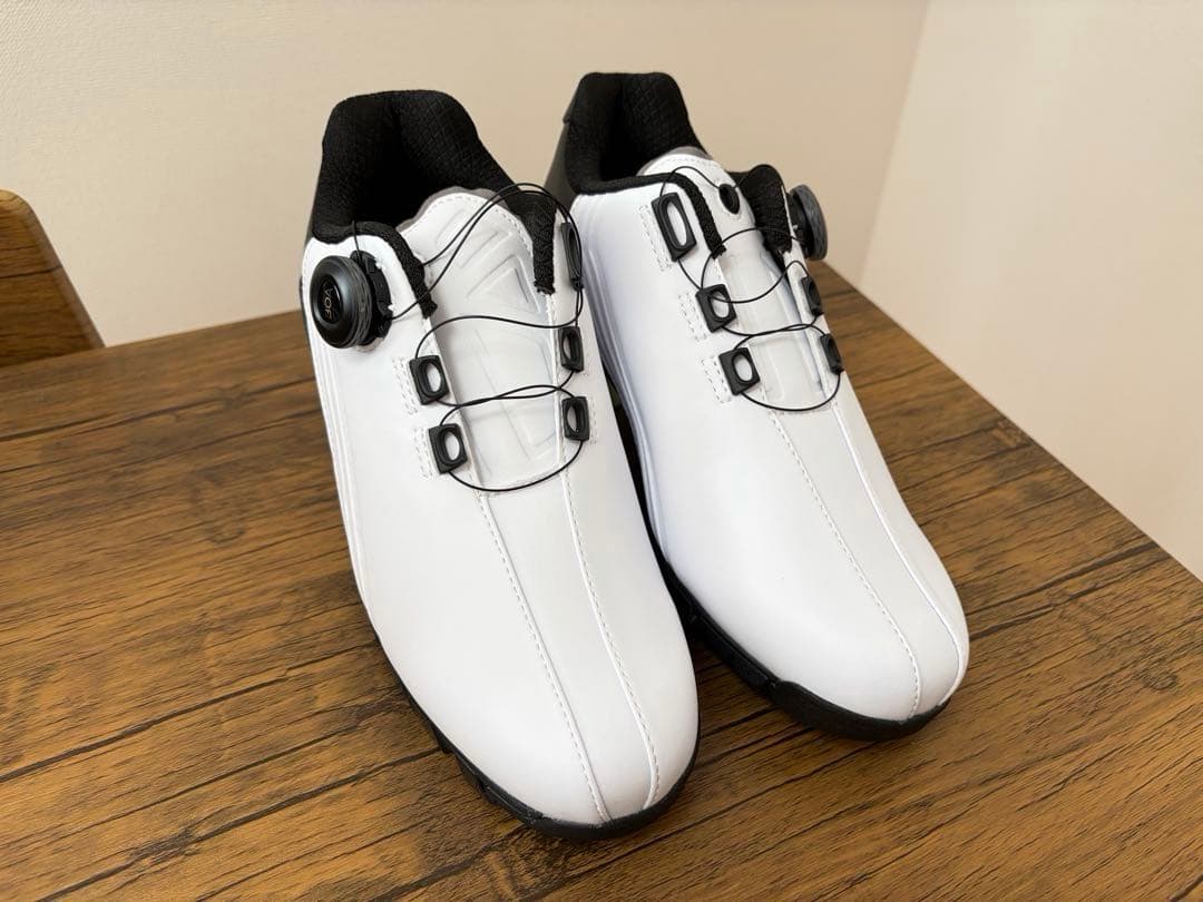 ★未使用★ブリヂストン スパイクレス　ゴルフシ ユーズ