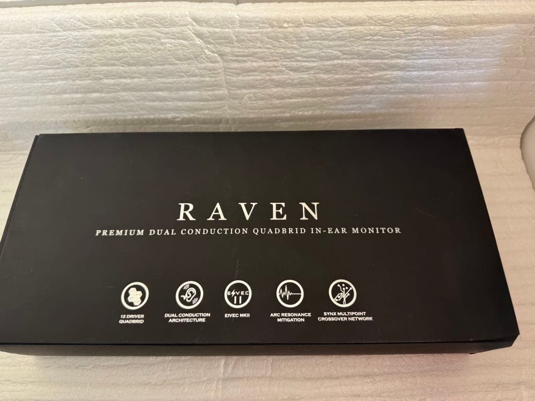 2月4日まで　Empire Ears Raven