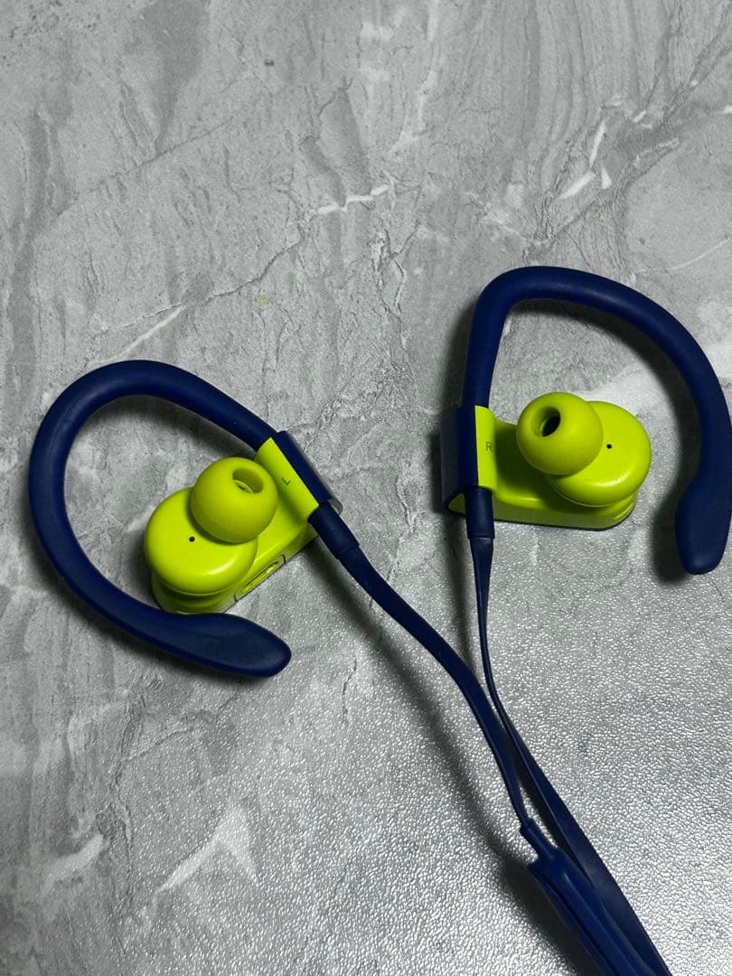 Powerbeats ワイヤレスイヤホン ネイビー