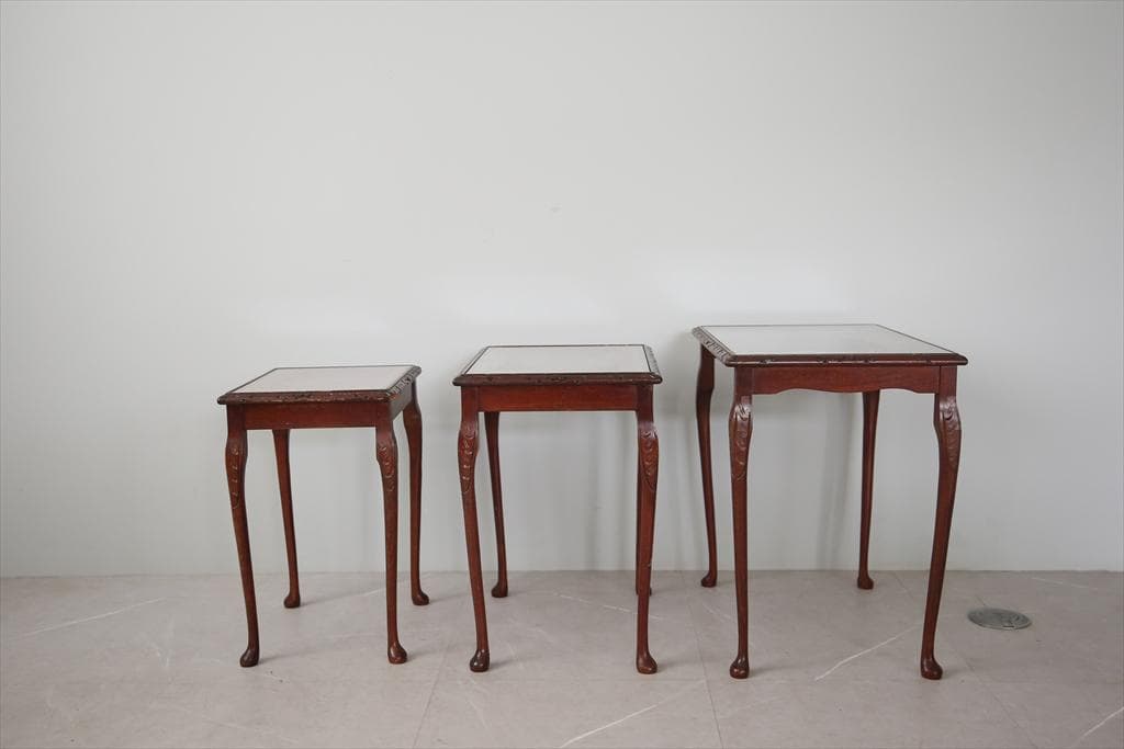 英国アンティーク猫脚ネストテーブル3台/木製机/サイドテーブル(88-83)