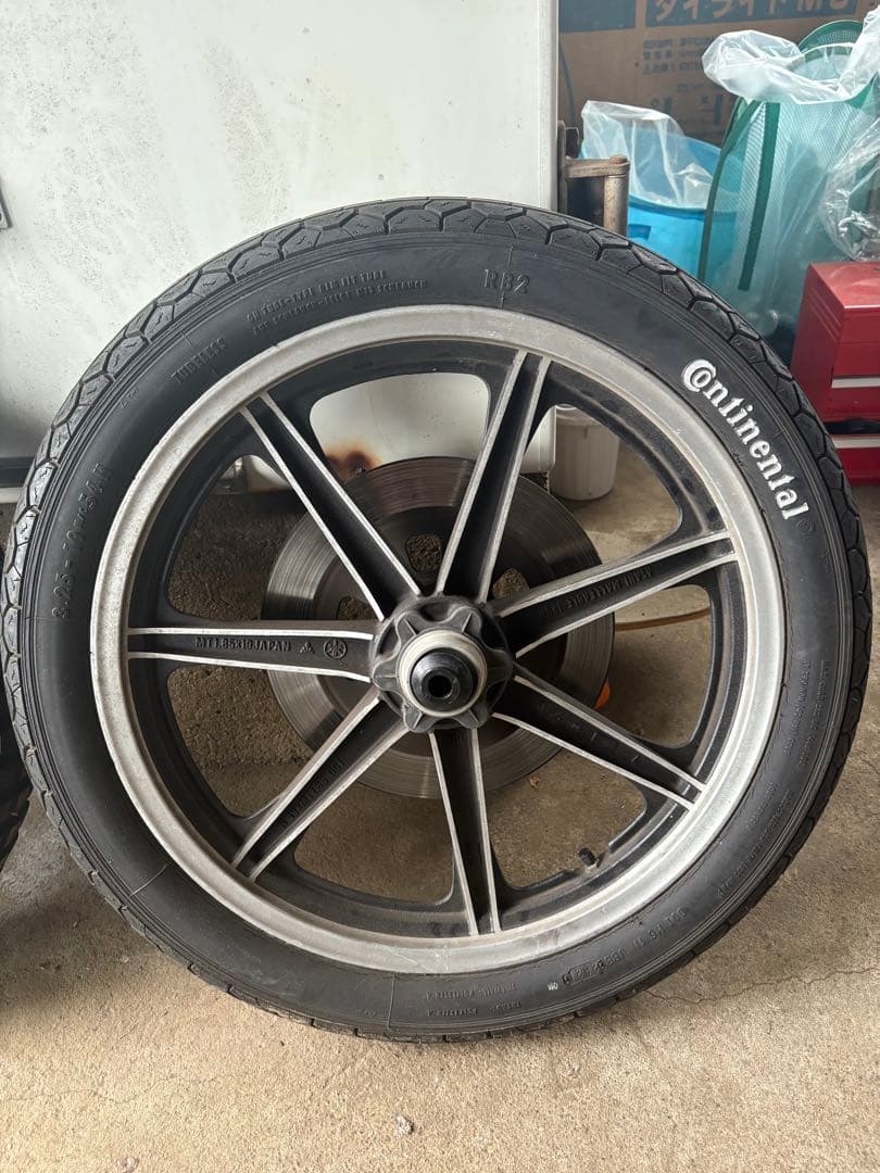 sr400 2H6 キャストホイール前後　F19. R18